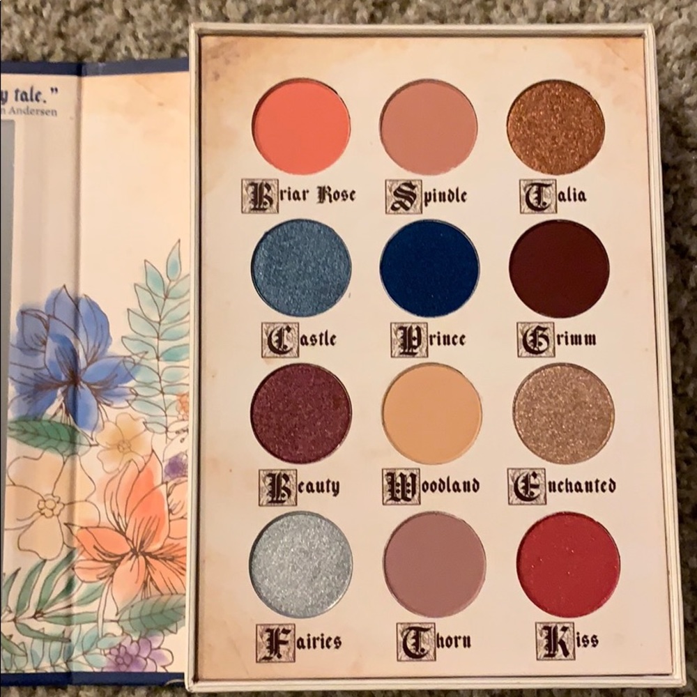 NIB Little Briar Rose Fairy Tales Palette
